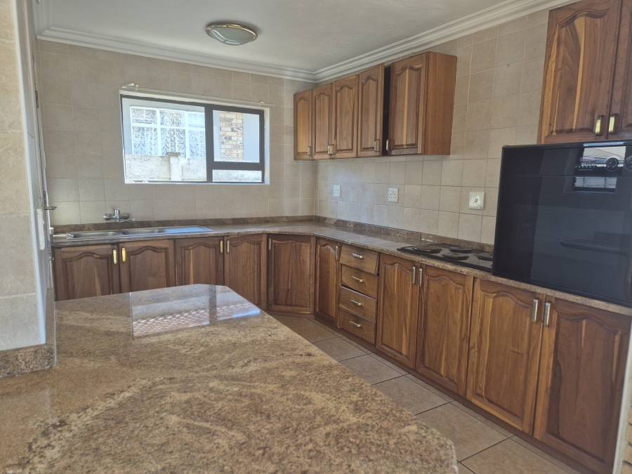 2 Bedroom Property for Sale in Flamwood North West